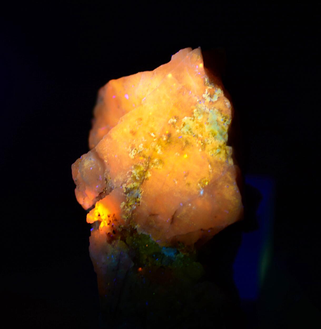 Hackmanite With Calcite