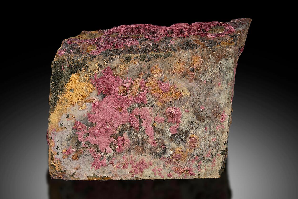 Erythrite