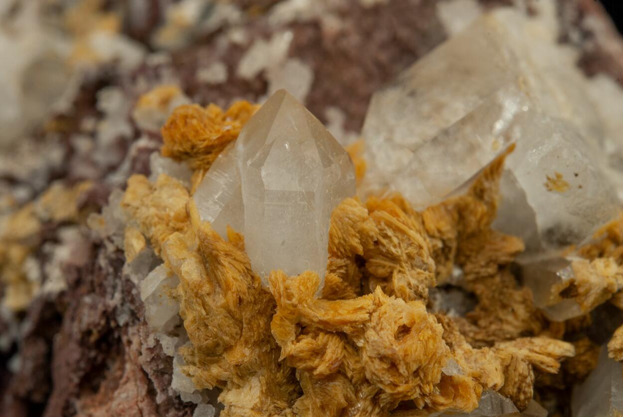 Tinzenite & Quartz