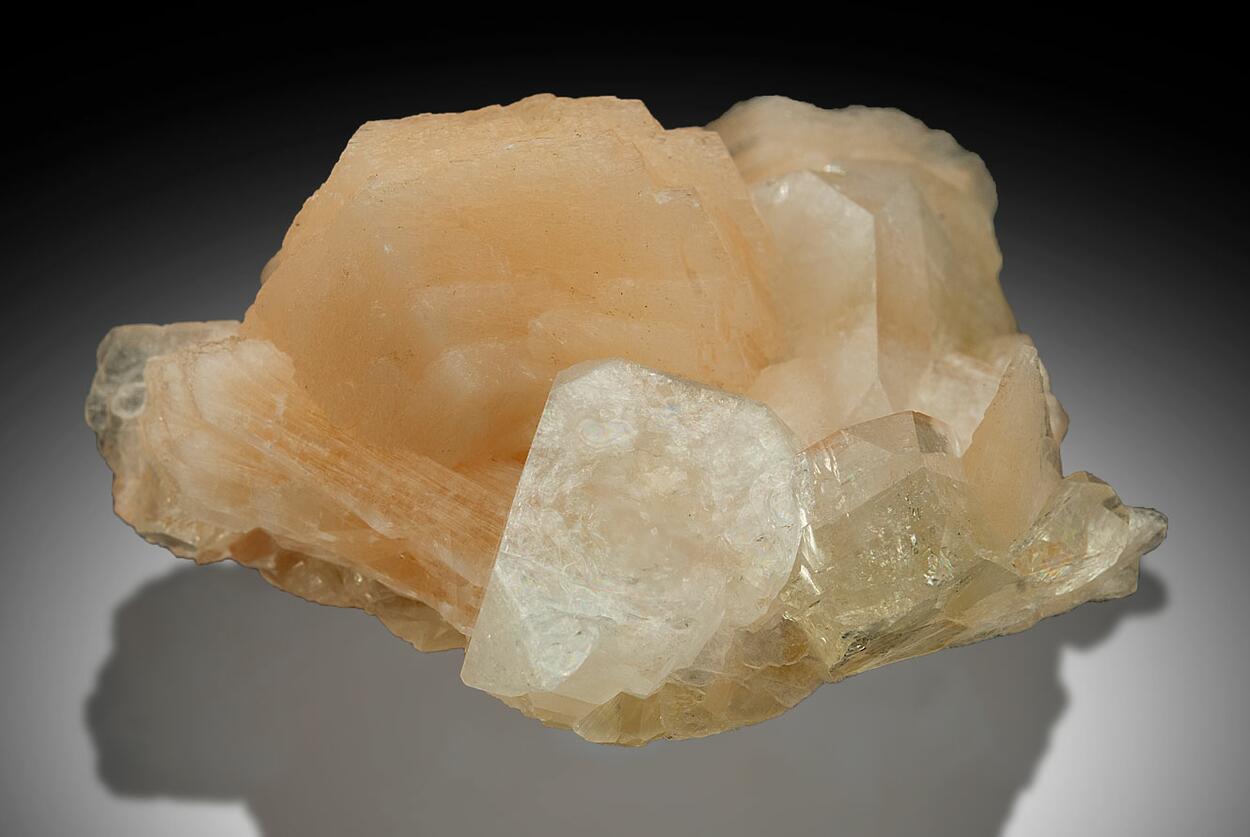 Stilbite With Apophyllite