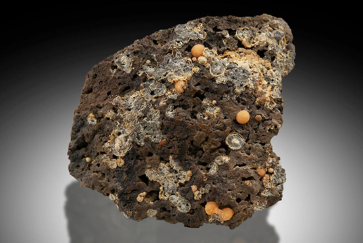 Phillipsite