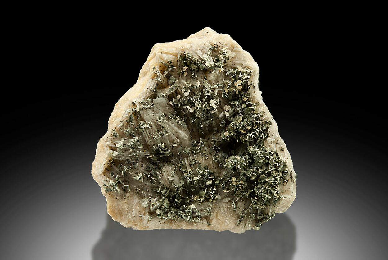 Baryte With Arsenopyrite