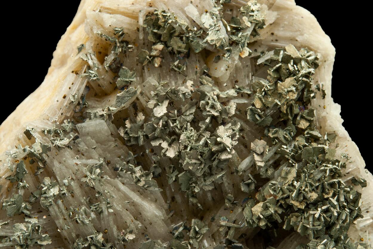 Baryte With Arsenopyrite