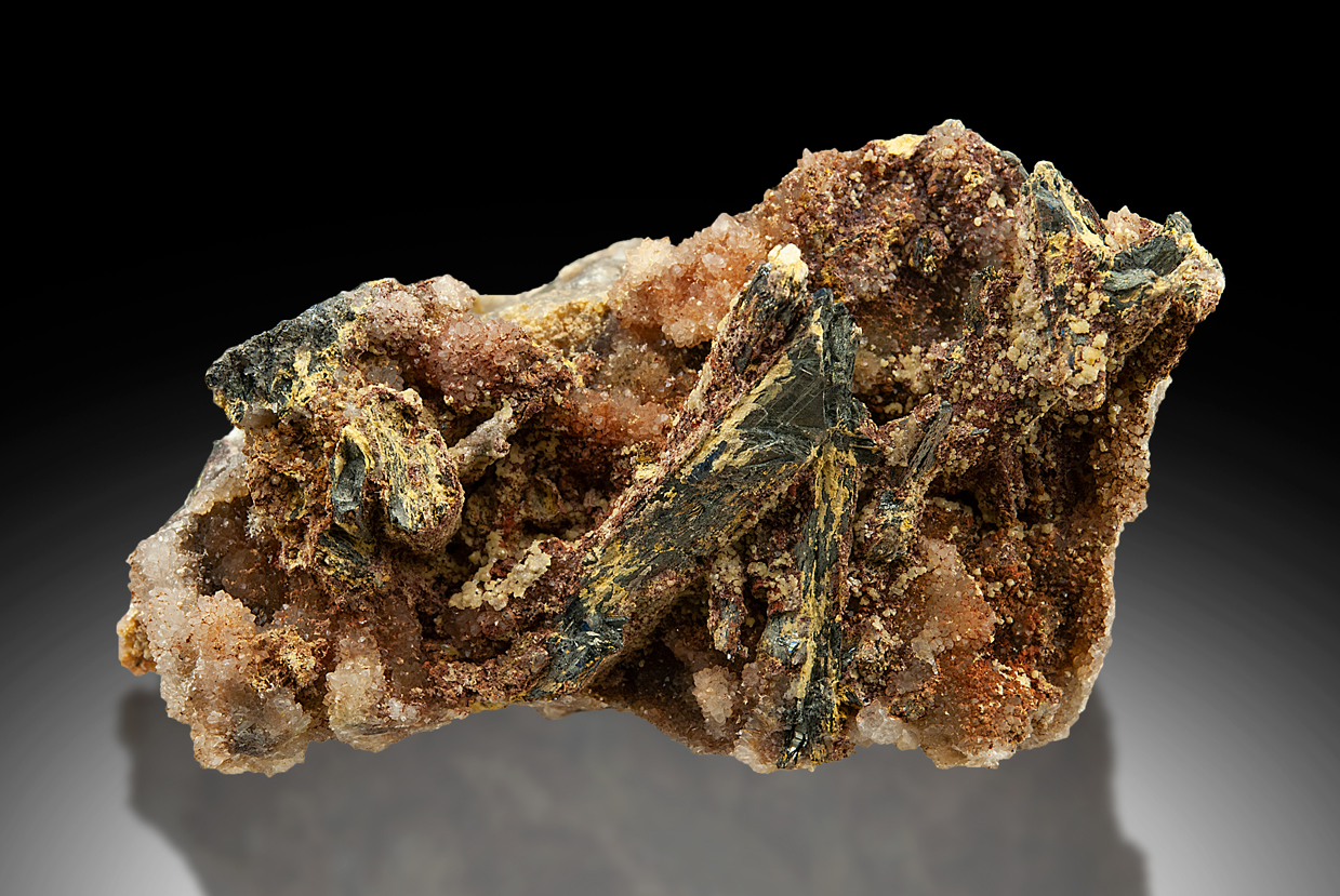 Klebelsbergite Stibnite Metastibnite Sulphur & Quartz