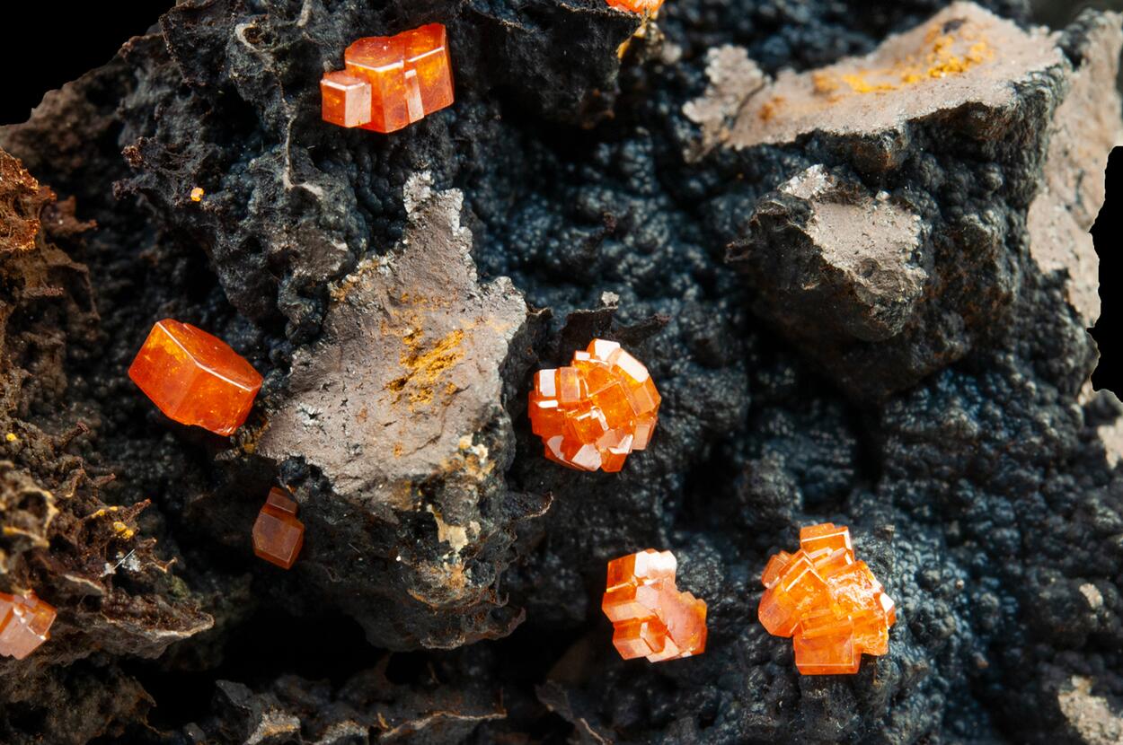 Vanadinite On Goethite
