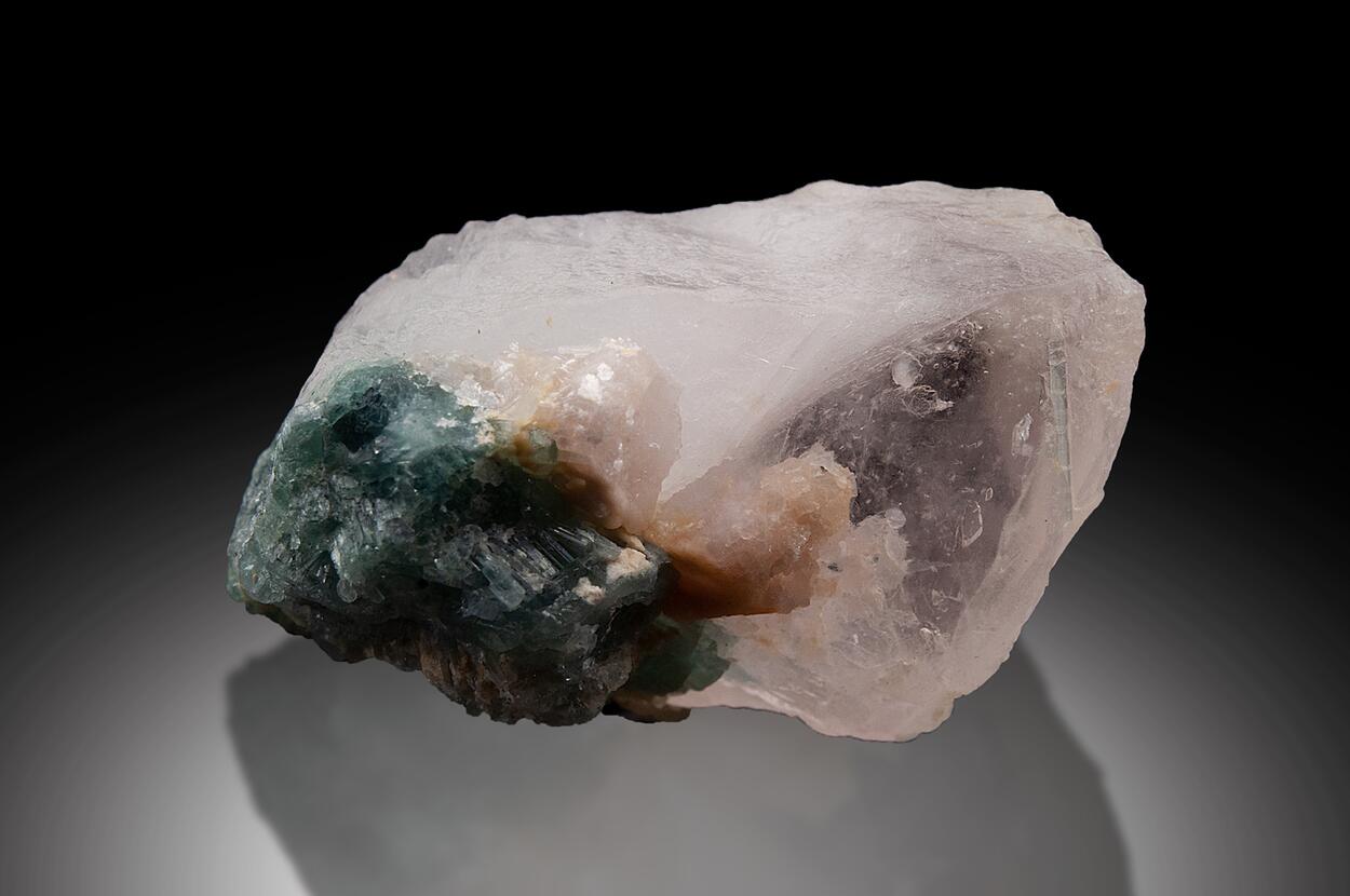 Beryl Var Morganite