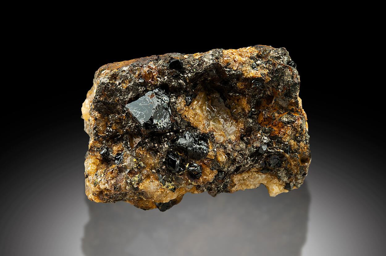 Gahnite On Pyrrhotite