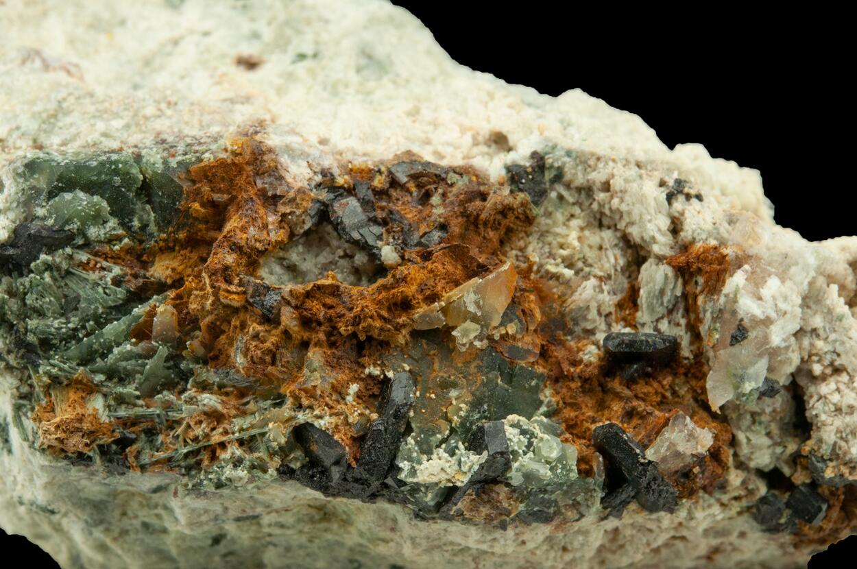Allanite-(Ce)
