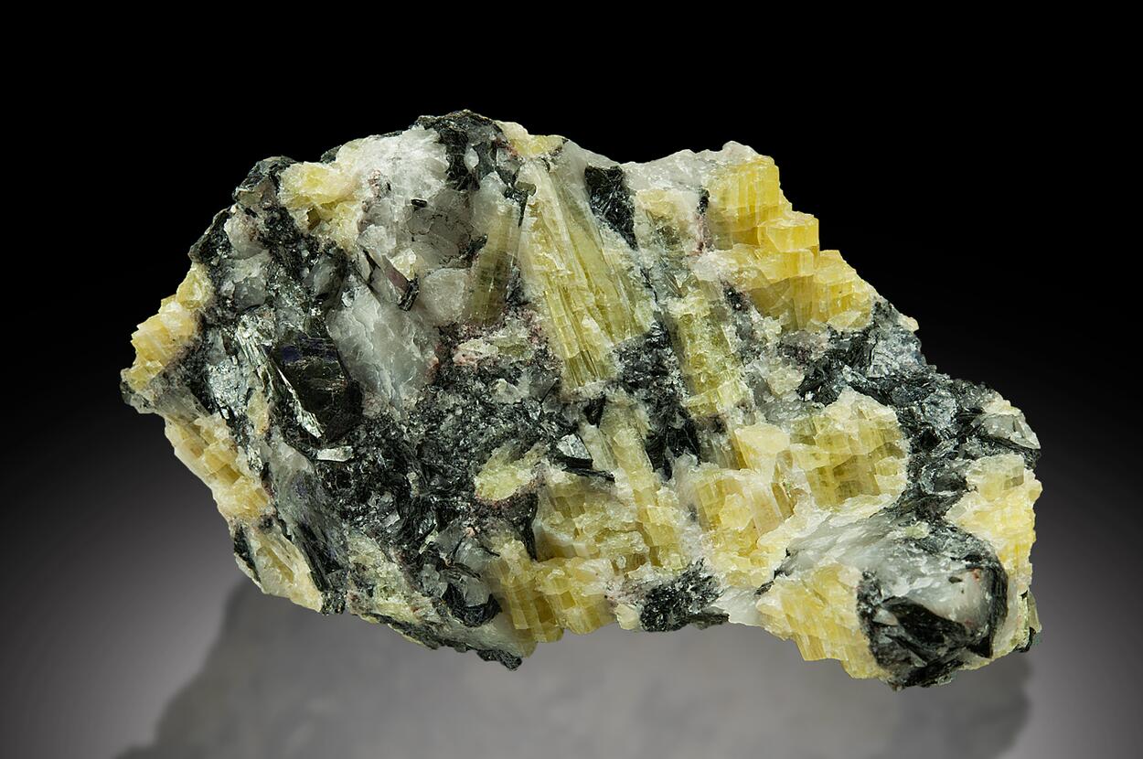 Topaz Var Pyknite Zinnwaldite & Quartz