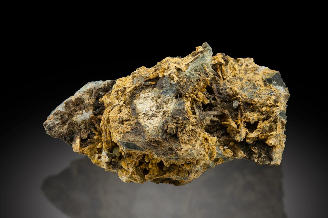 Cervantite On Stibiconite