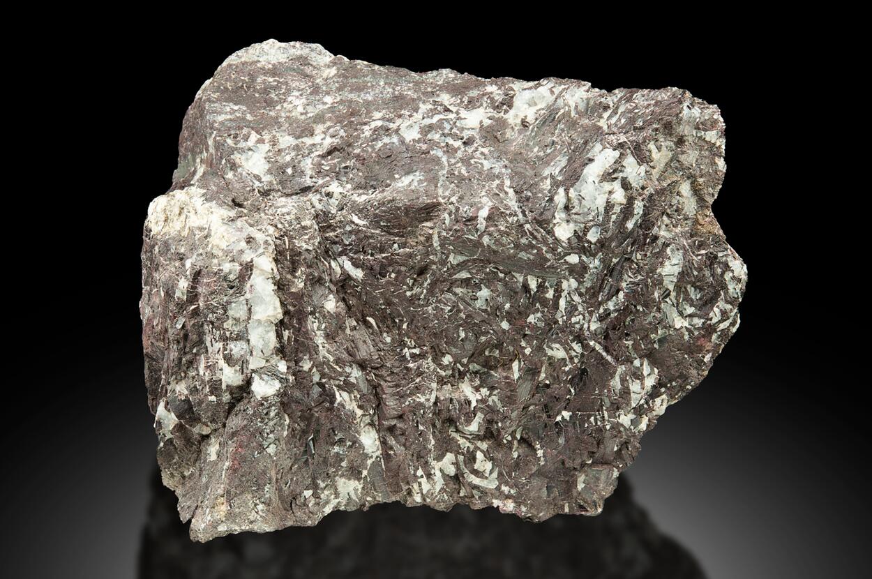 Piemontite