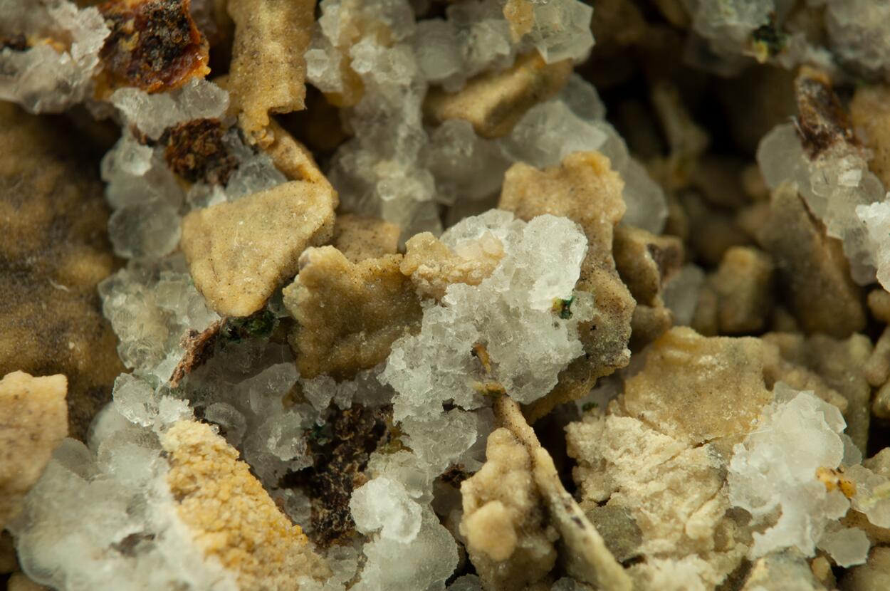 Melanophlogite Magnesite & Volkonskoite