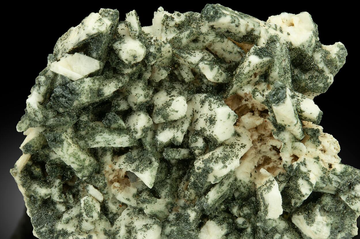 Albite Var Pericline & Chlorite