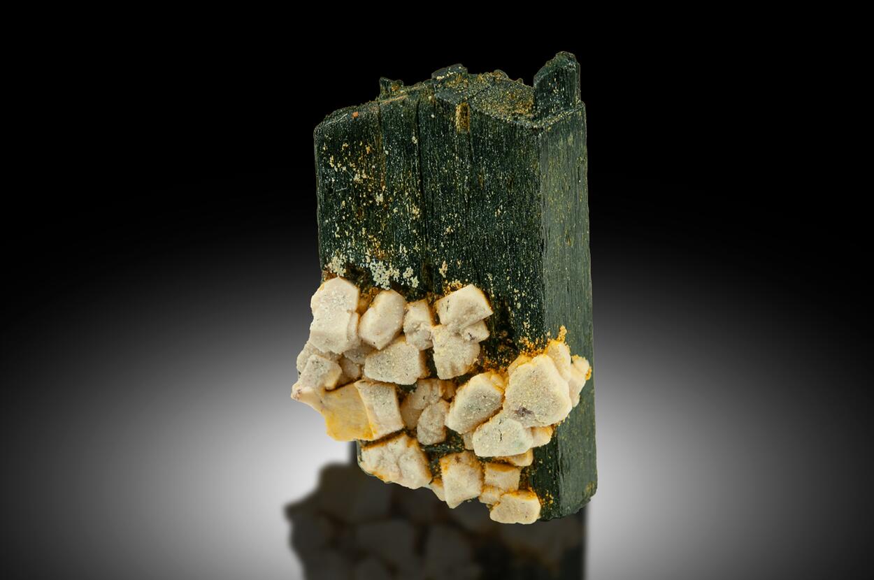 Arfvedsonite & Microcline