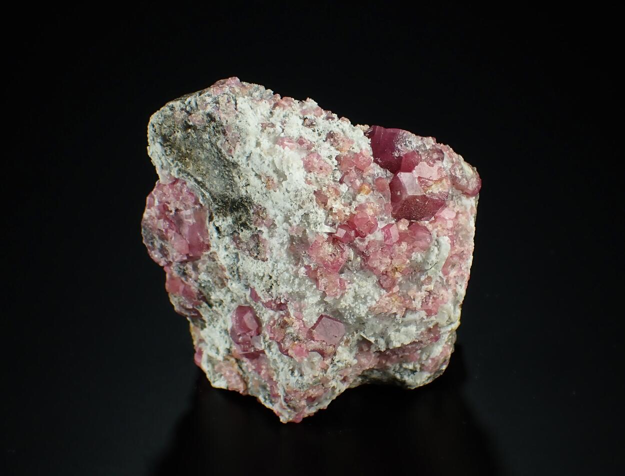 Garnet Var Rosolite