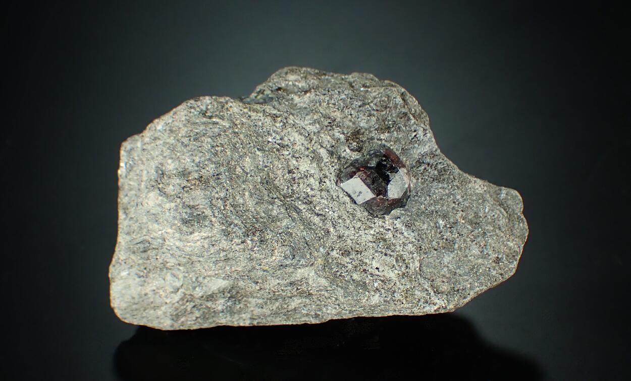 Garnet Var Almandine