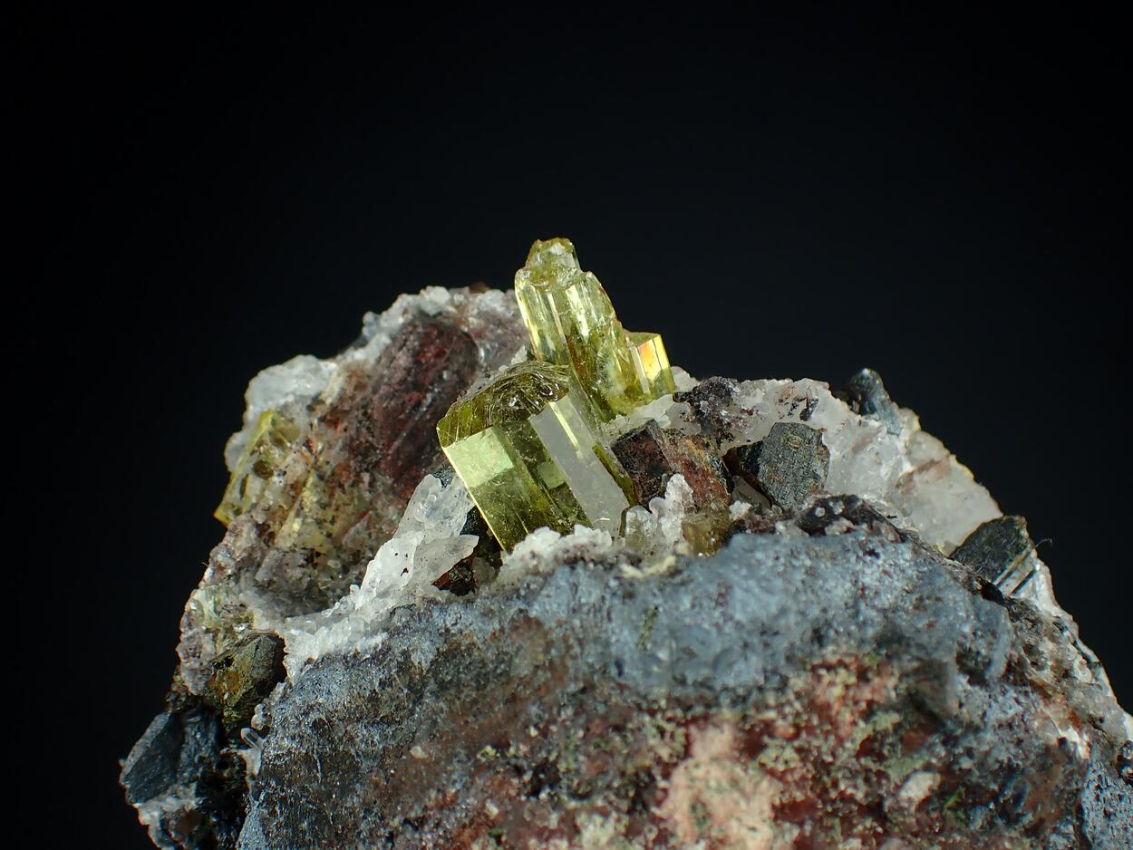 Fluorapatite