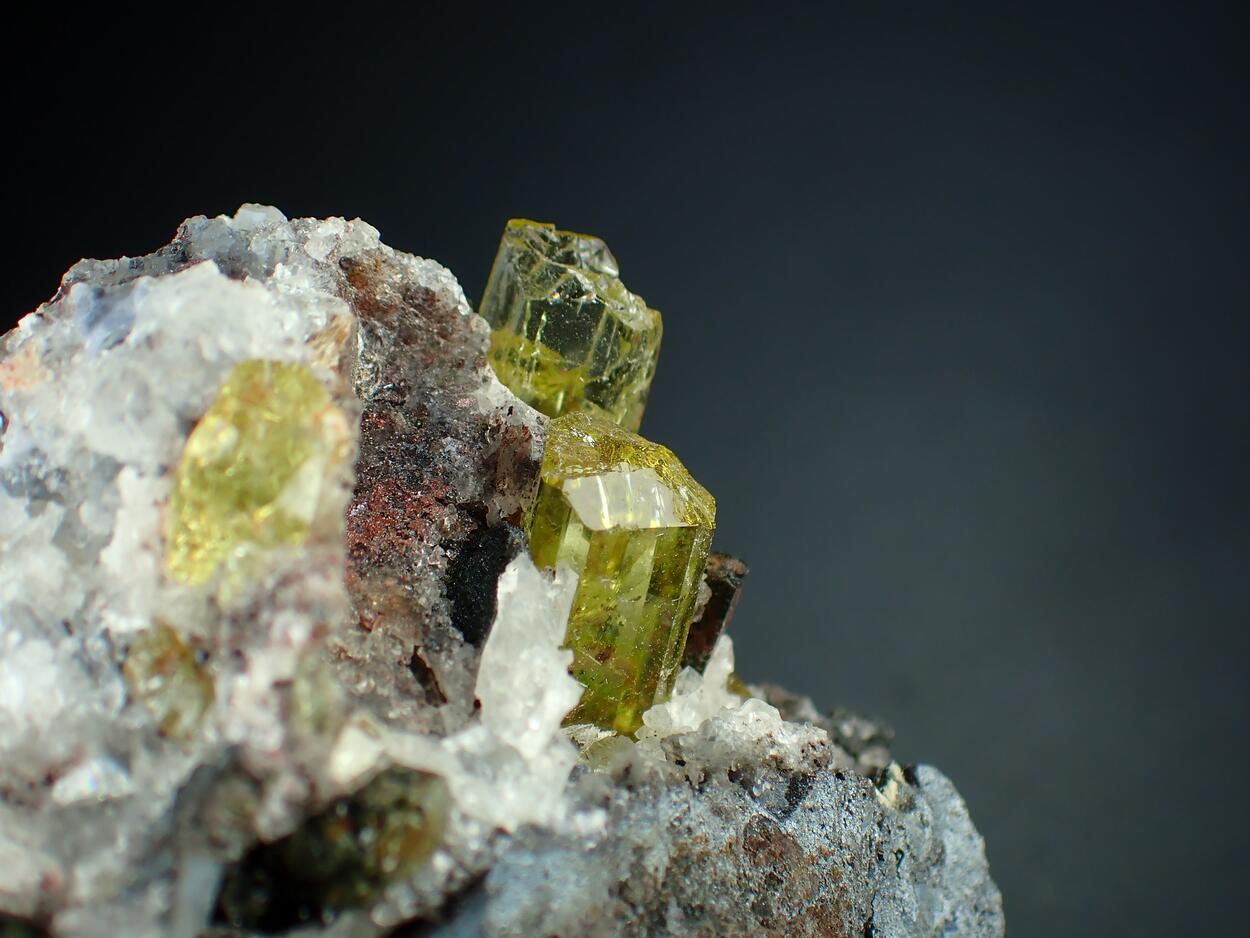 Fluorapatite