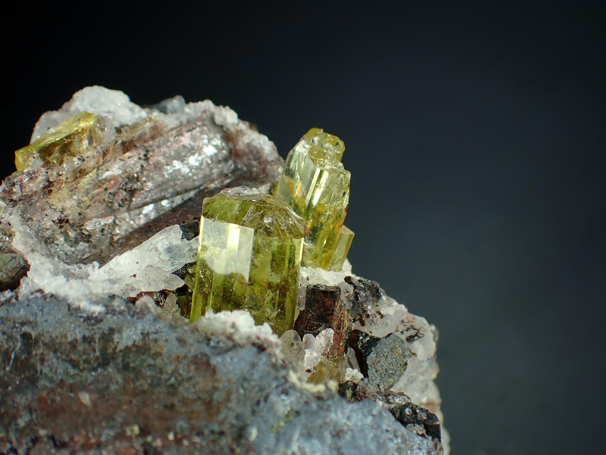 Fluorapatite