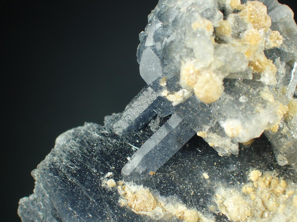 Quartz Tourmaline Var Indicolite & Muscovite