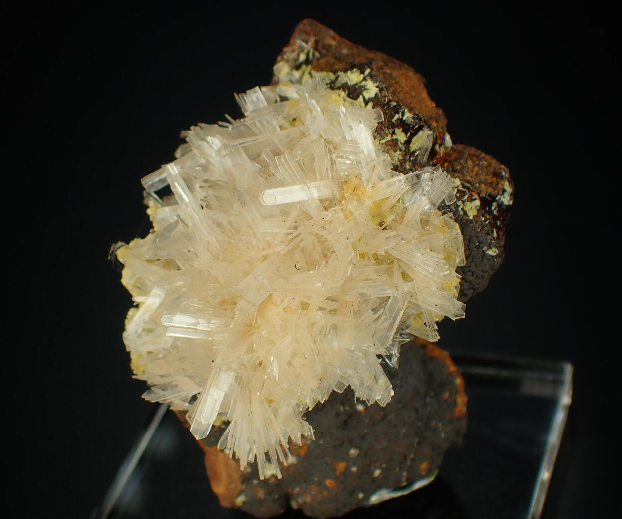 Hemimorphite & Mimetite