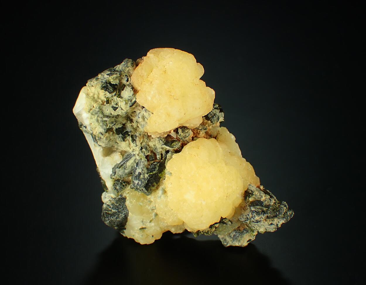 Stellerite & Epidote