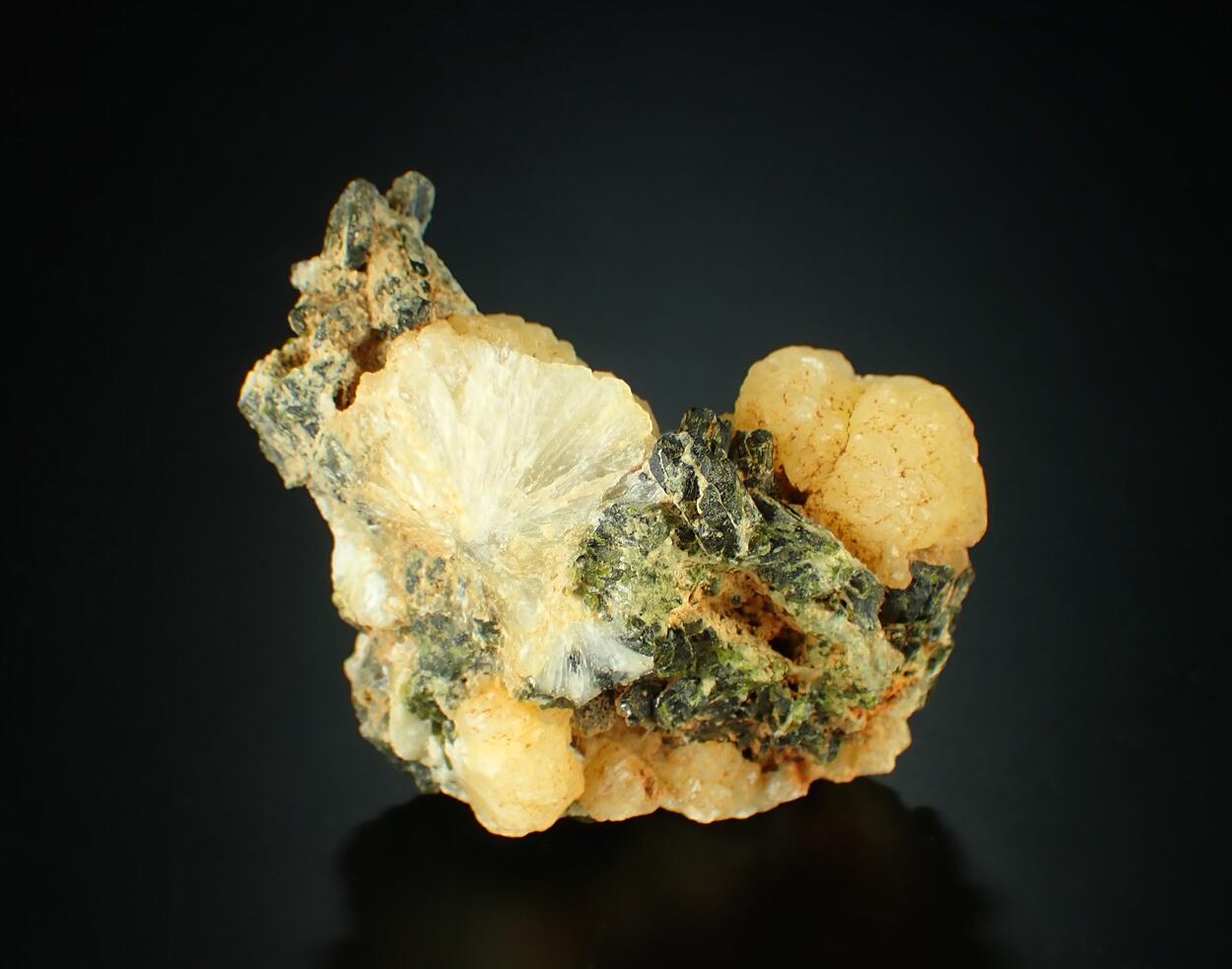 Stellerite & Epidote