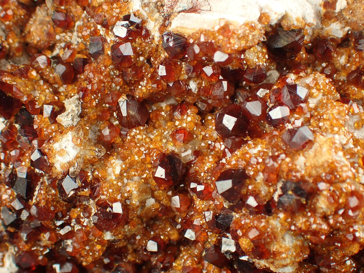 Garnet Var Spessartine