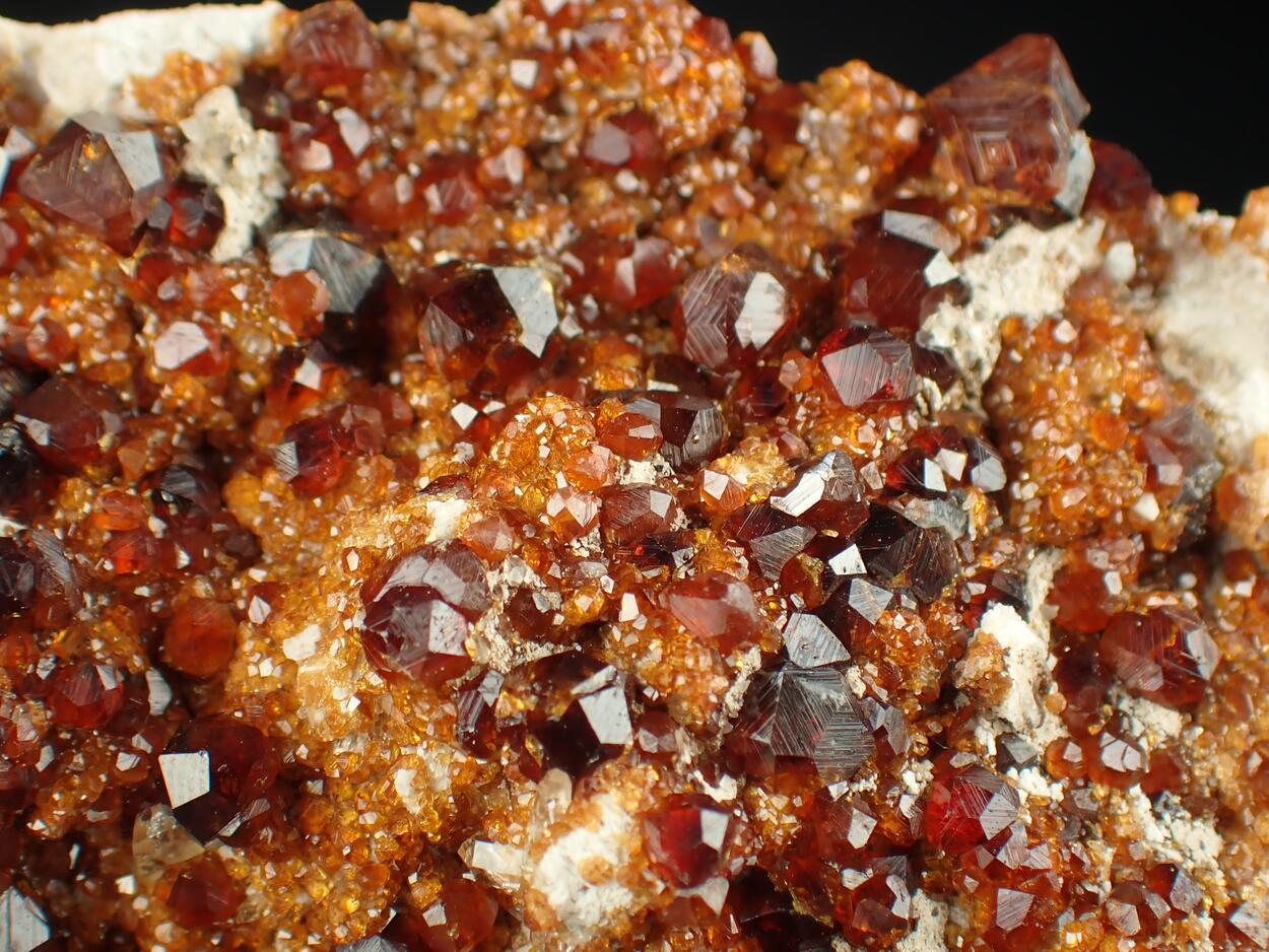 Garnet Var Spessartine