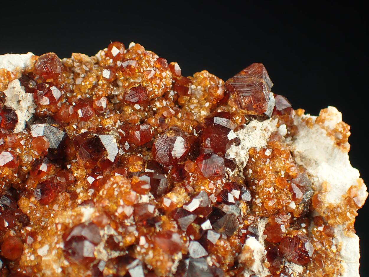 Garnet Var Spessartine