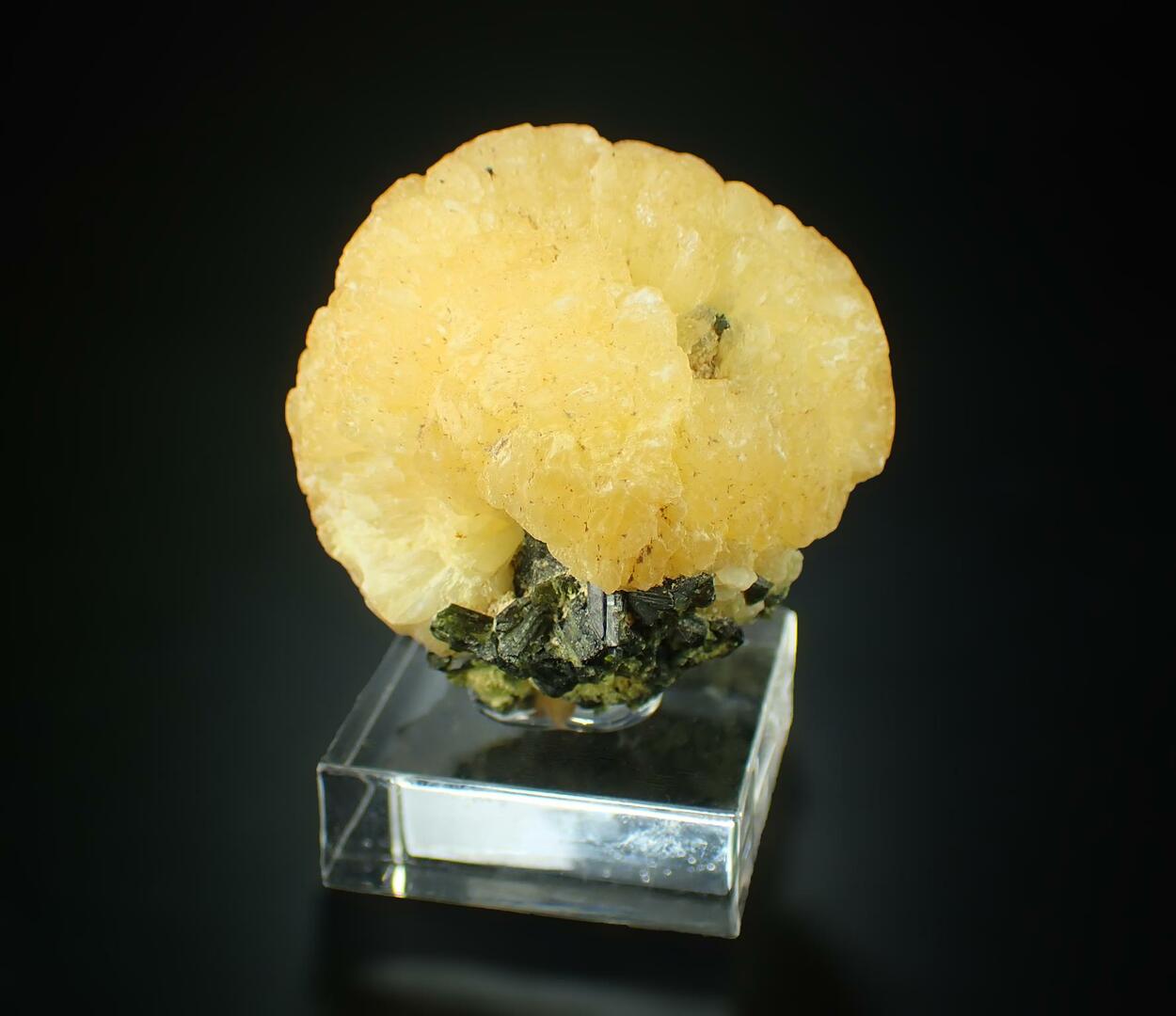 Stellerite & Epidote