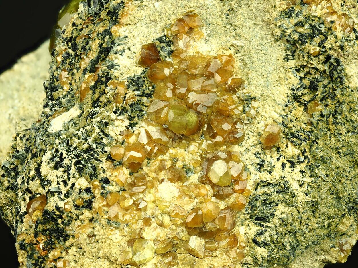 Garnet Var Demantoid