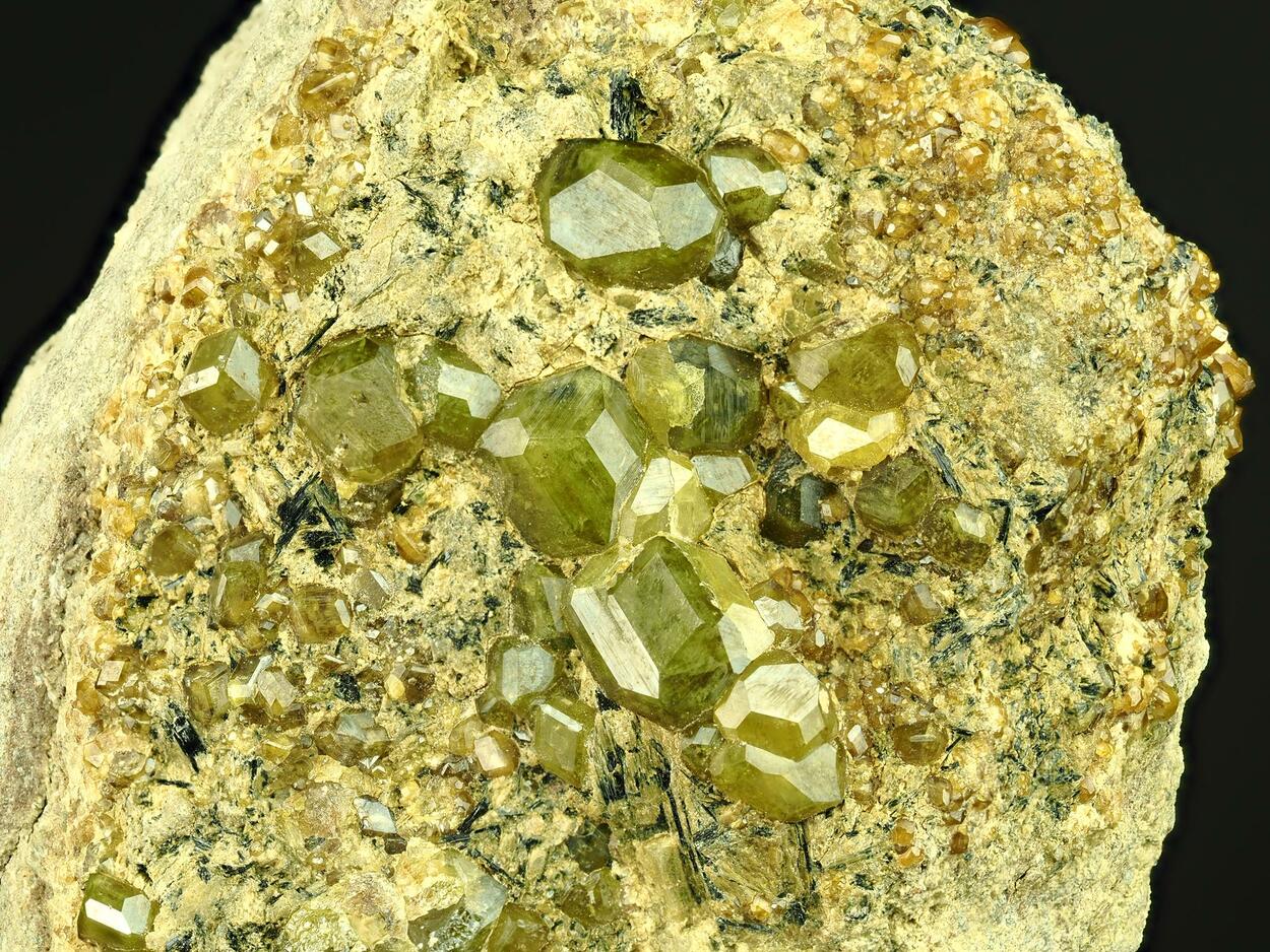 Garnet Var Demantoid