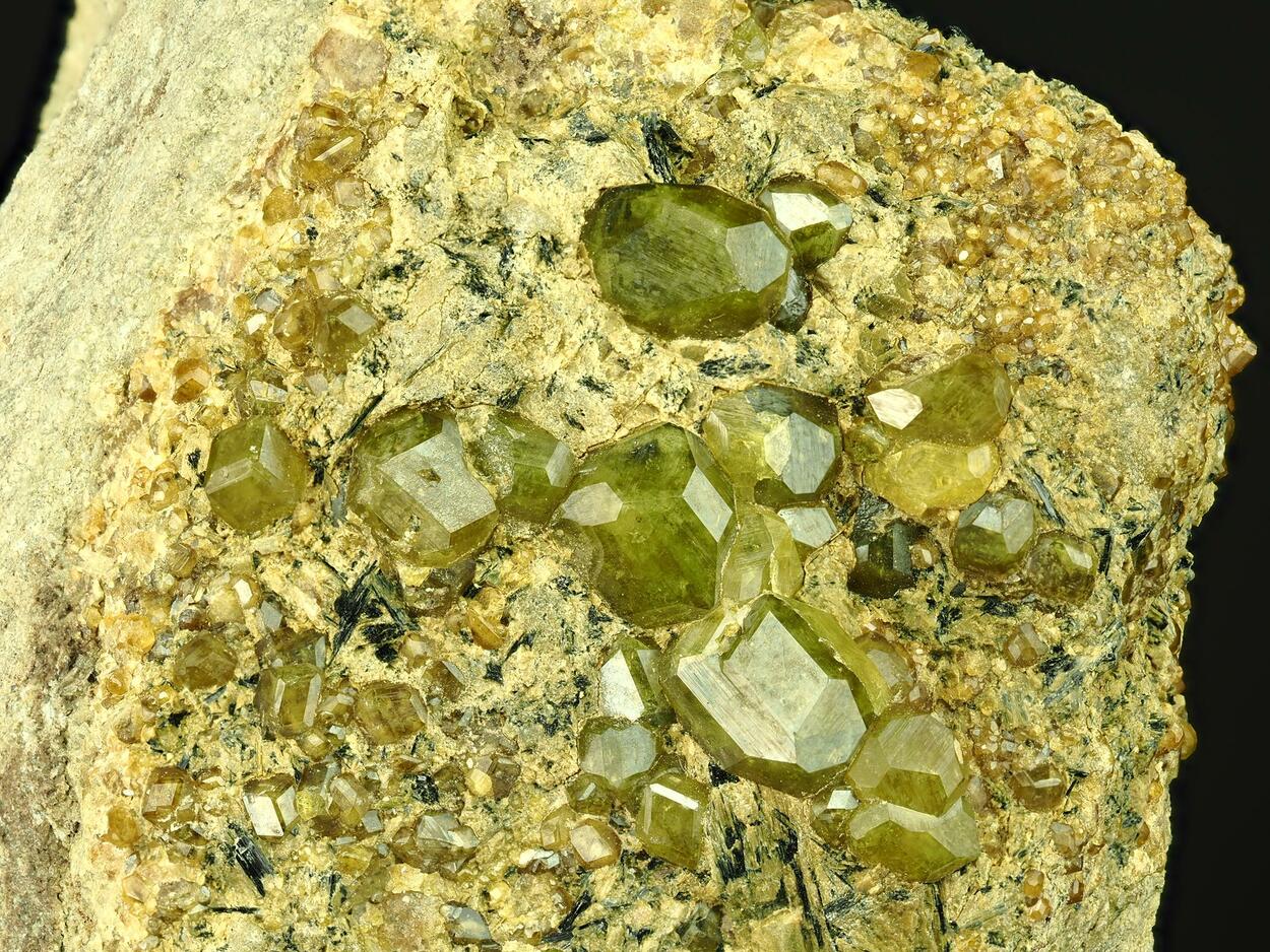 Garnet Var Demantoid