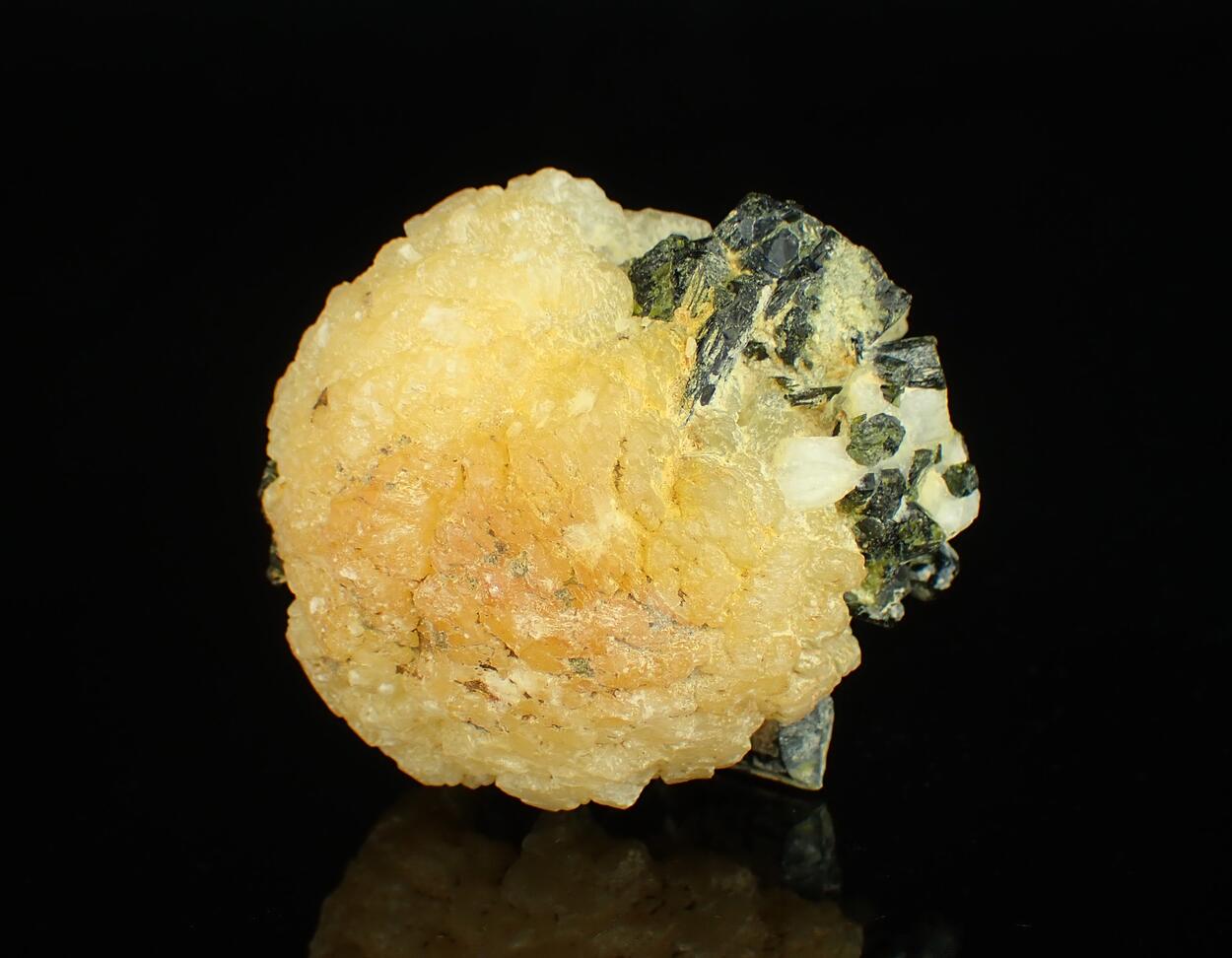 Stellerite & Epidote