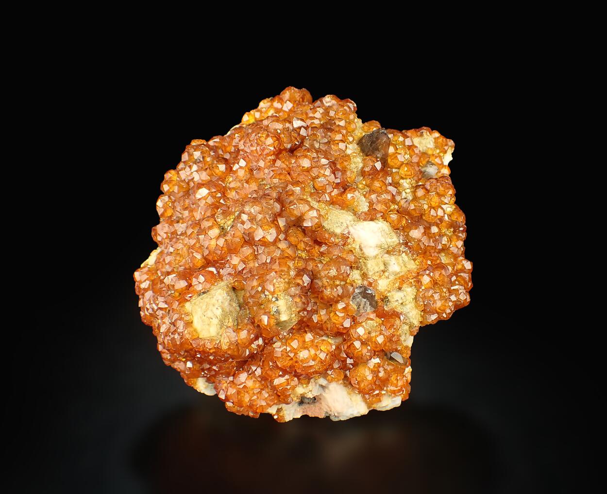 Garnet Var Spessartine