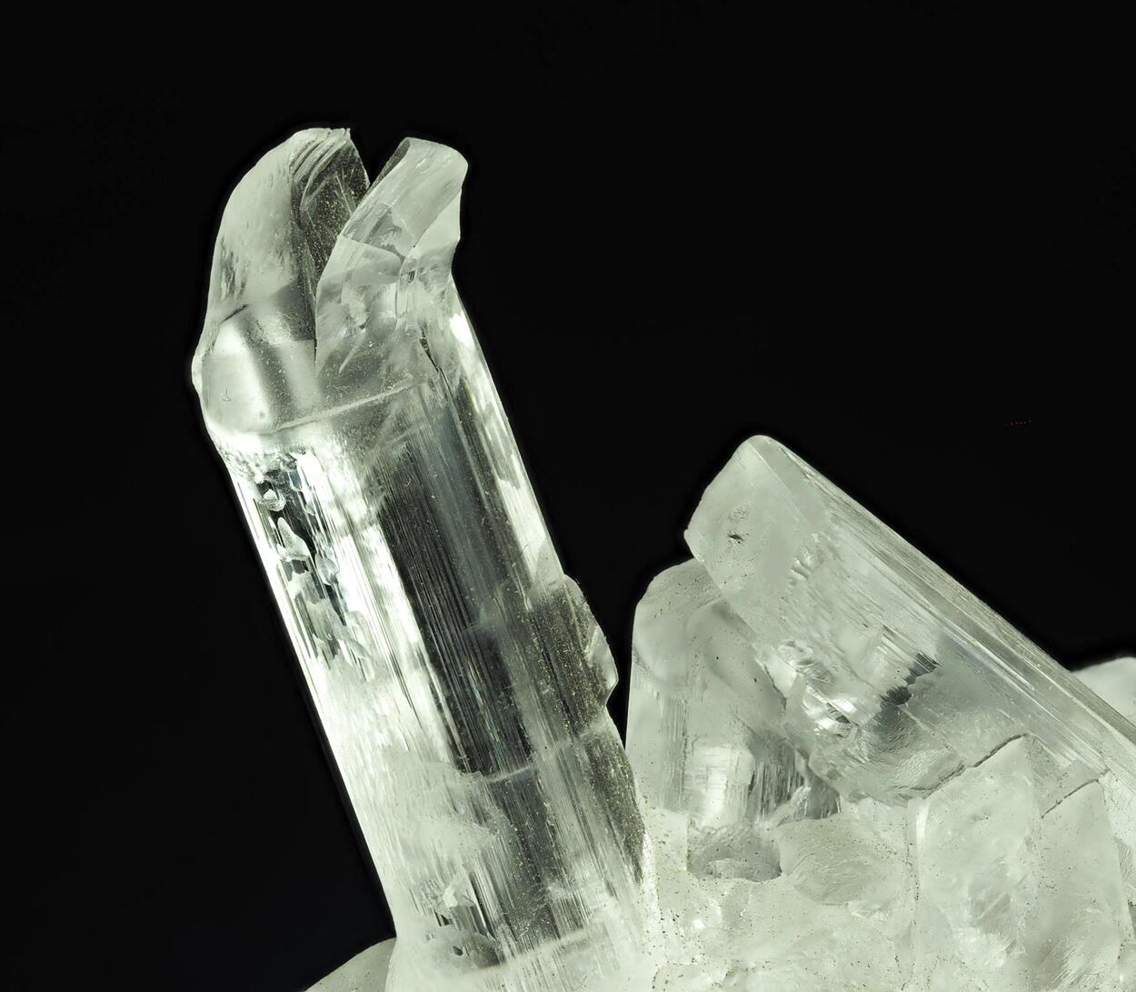 Gypsum Var Selenite