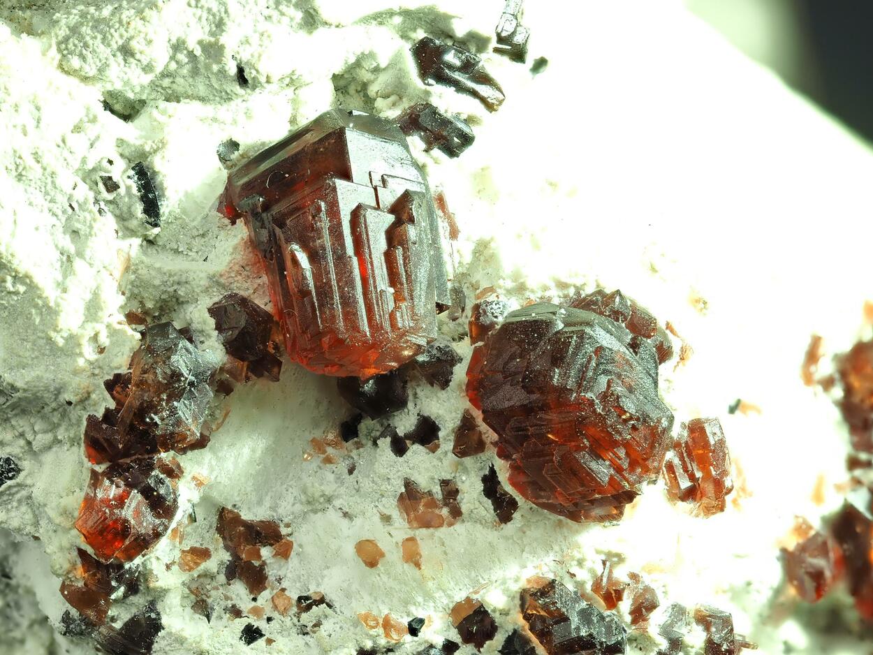 Garnet Var Spessartine