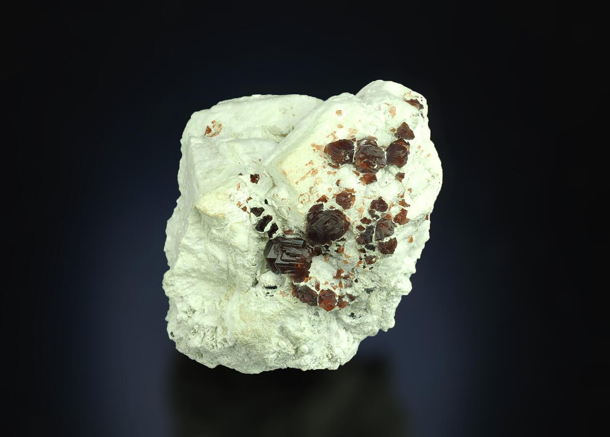 Garnet Var Spessartine