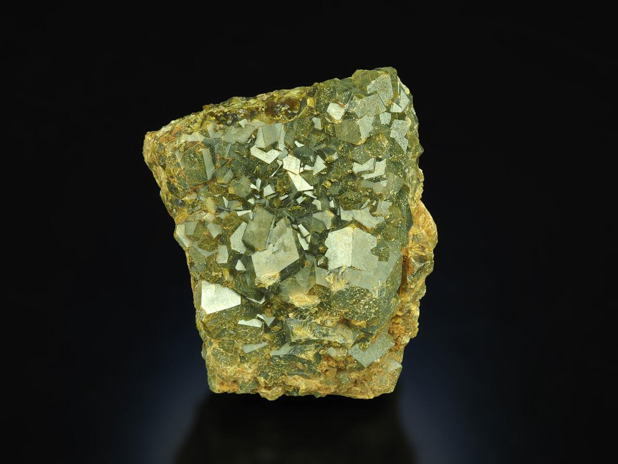 Garnet Var Topazolite