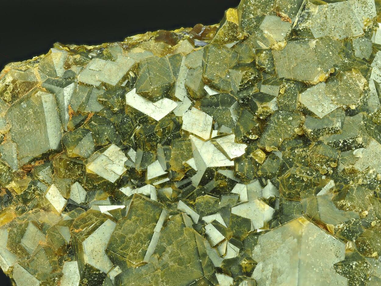 Garnet Var Topazolite