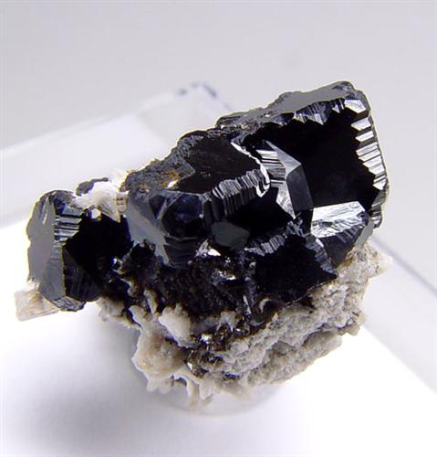 Bixbyite