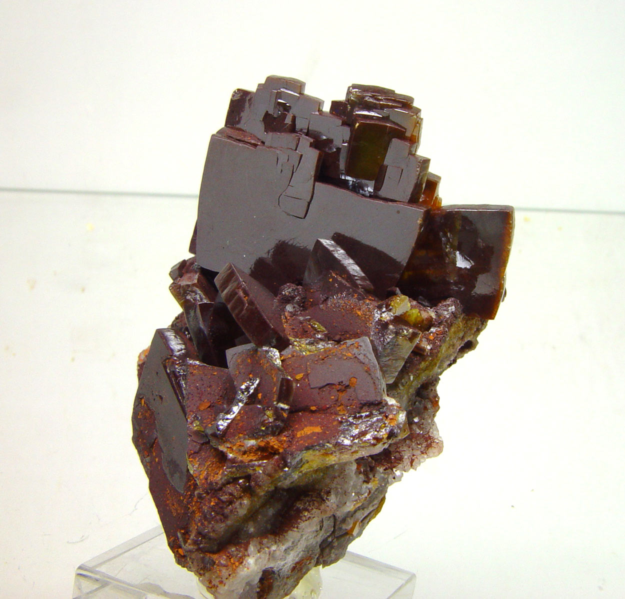 Wulfenite