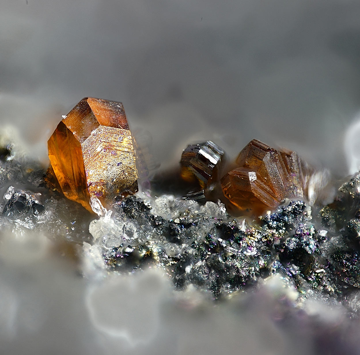Xanthoconite & Proustite