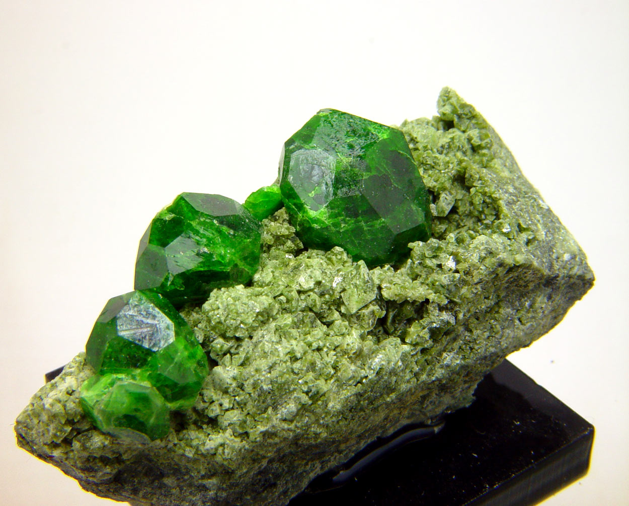 Garnet Var Demantoid