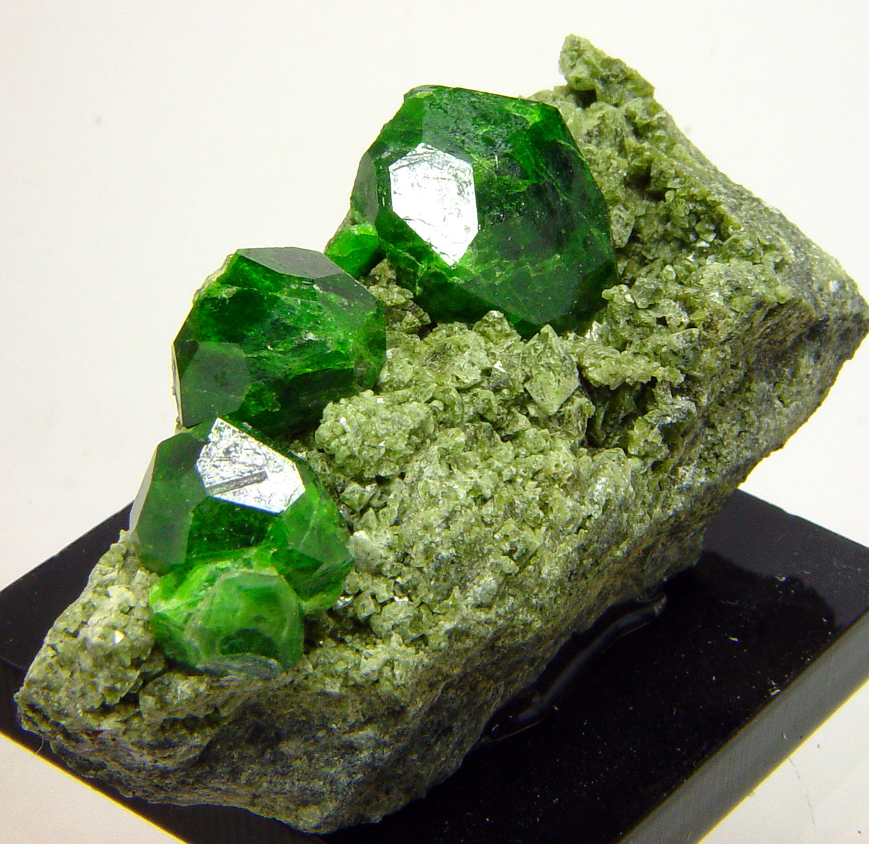 Garnet Var Demantoid
