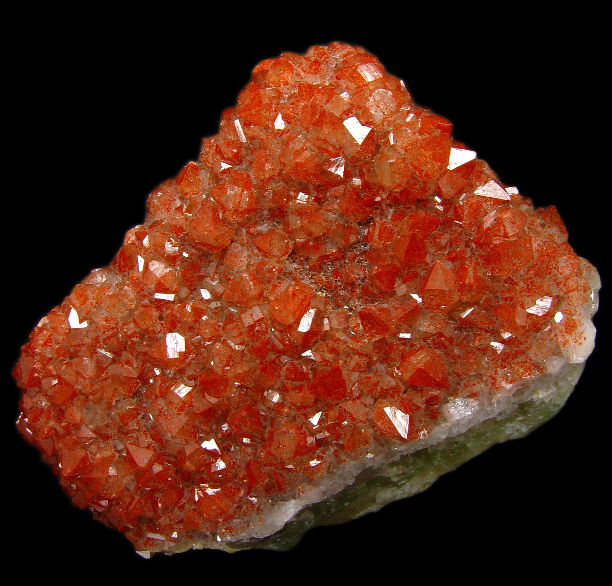 Eisenkiesel On Fluorite