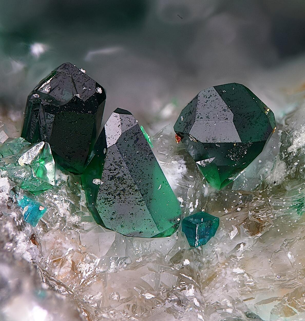 Percylite Native Gold & Atacamite