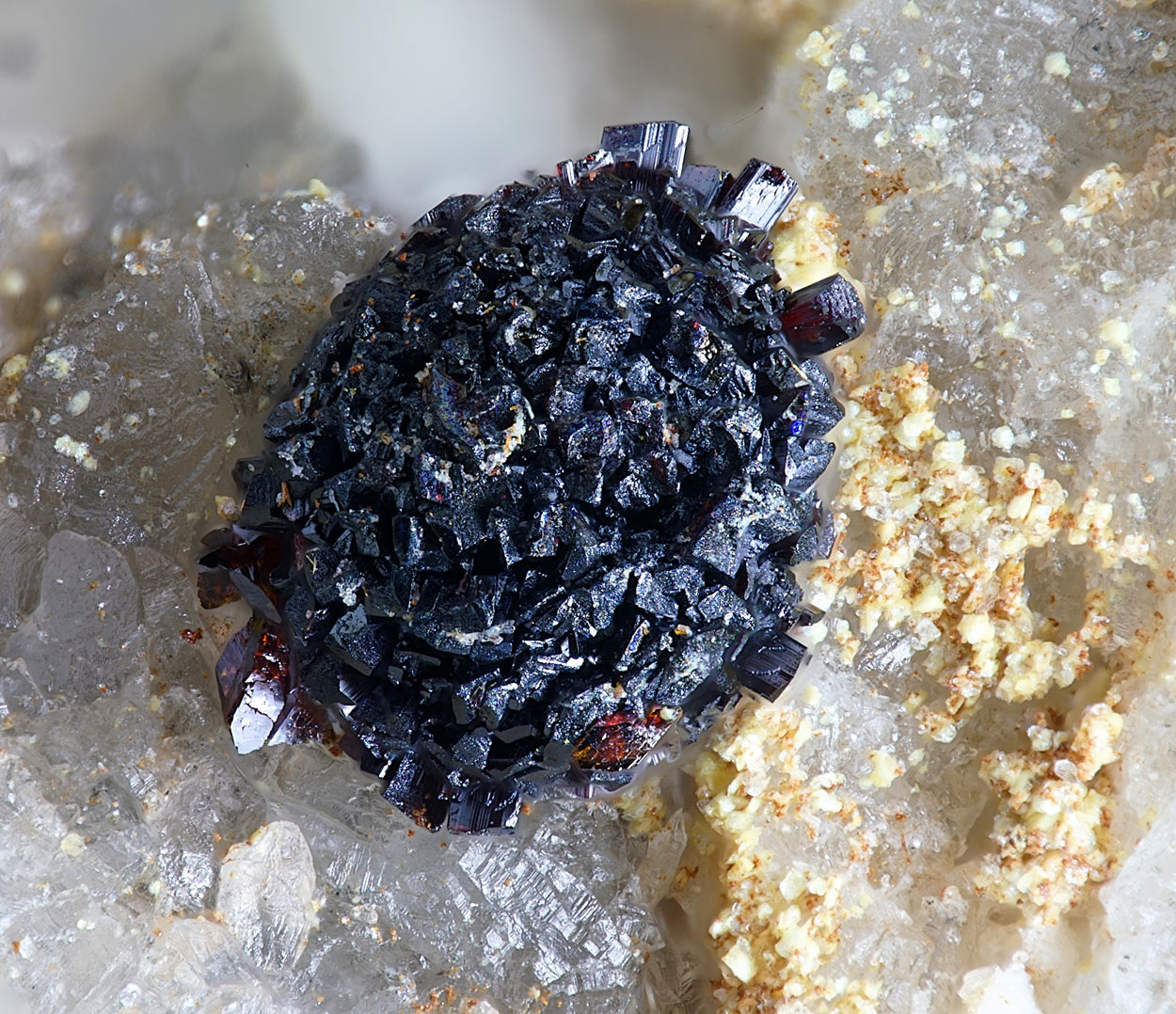 Fervanite & Schubnelite