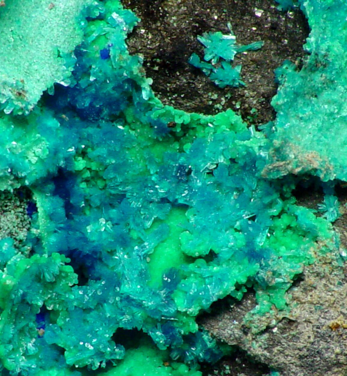 Schulenbergite & Serpierite